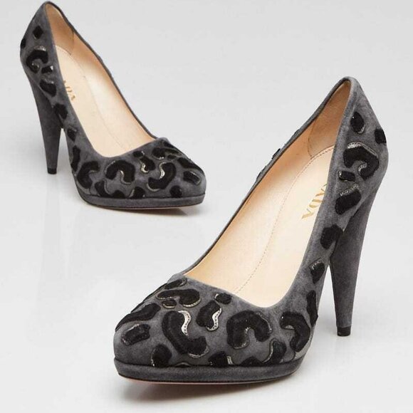 Prada Grey Suede Leopard Print Pumps Size 5/35.5 - Picture 1 of 4